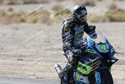 media/Nov-01-2025-CVMA (Sat) [[fc0f7531b8]]/Race 1-Formula Middleweight/